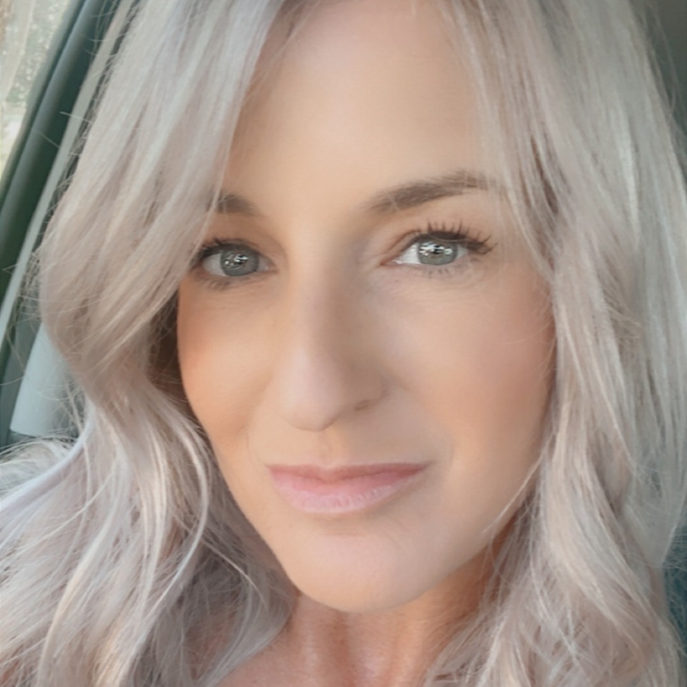 Meet your Posher, Christy